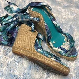BCBGeneration Stylish Blue Espadrille Silk Tie Wedge Sandals